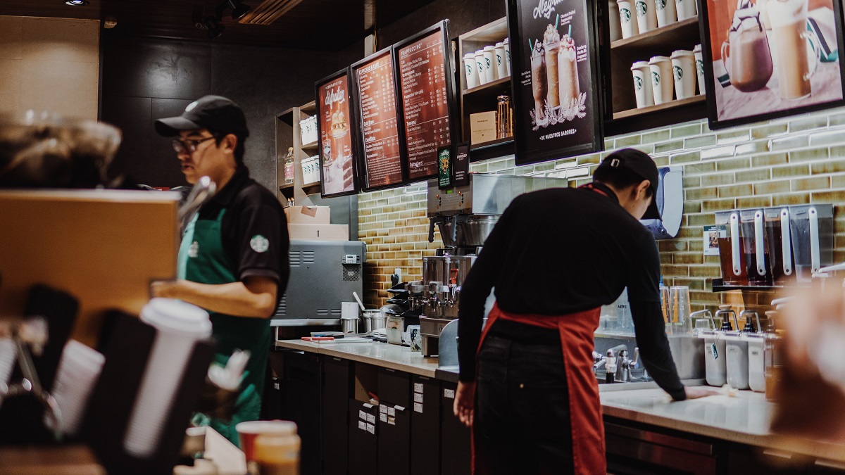 baristas at starbucks