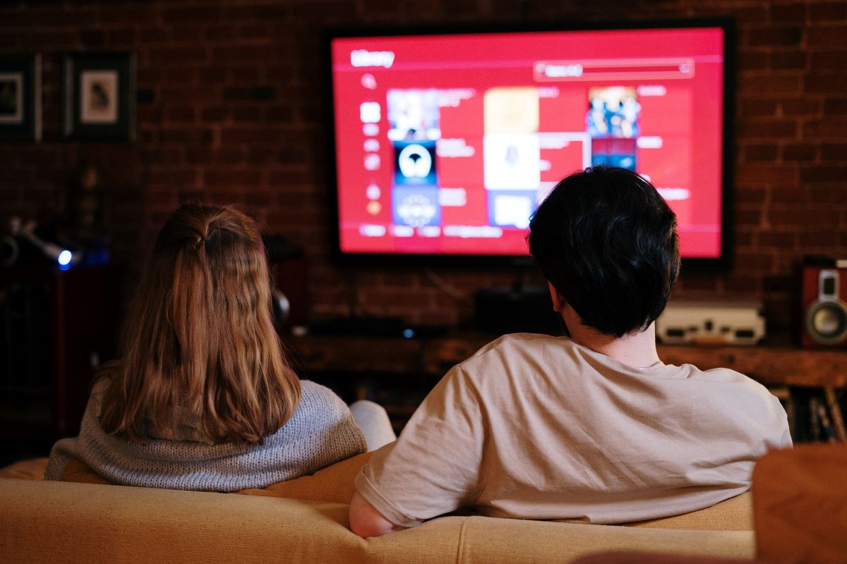 couple watching on smart tv