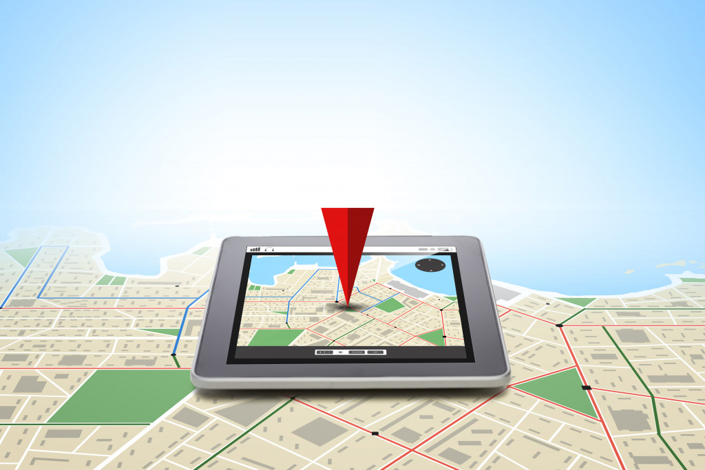 GPS tracking device for packages